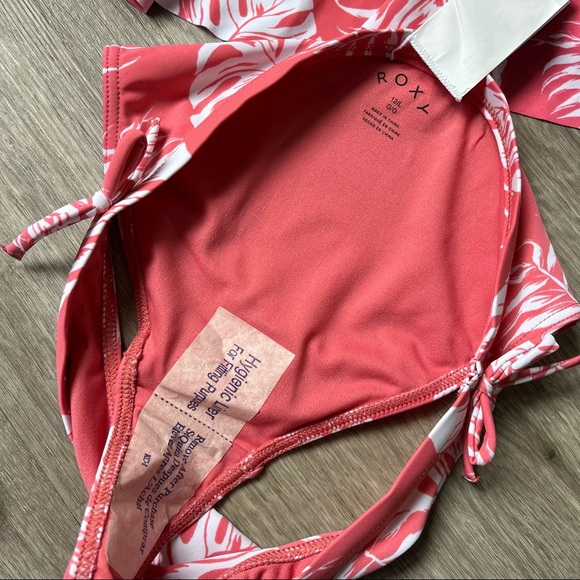 ROXY• California Friends Flutter Bikini Set - Picture 7 of 10